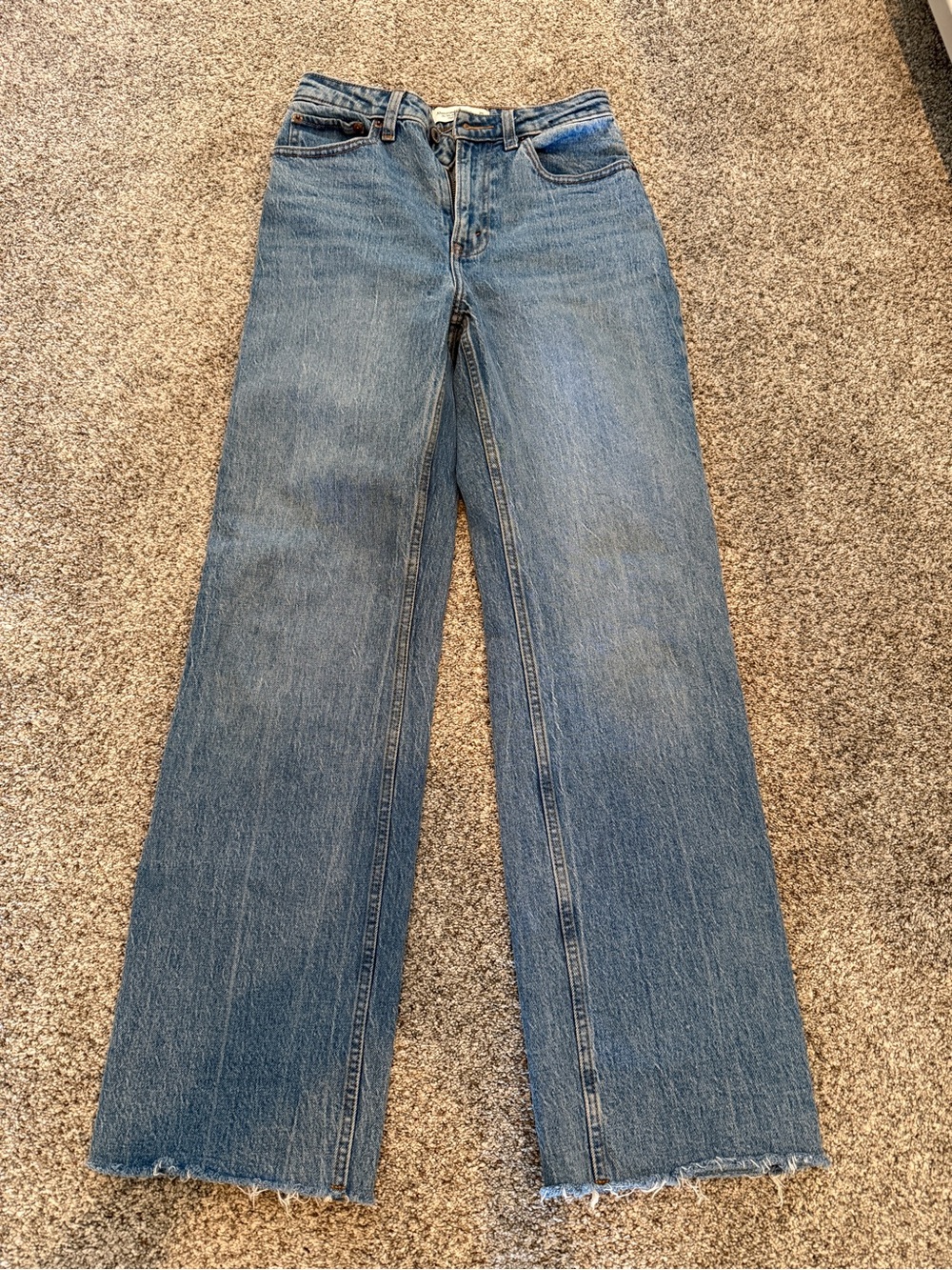 Abercrombie 90s Relaxed High-Rise Wide-Leg Jeans Curve Love